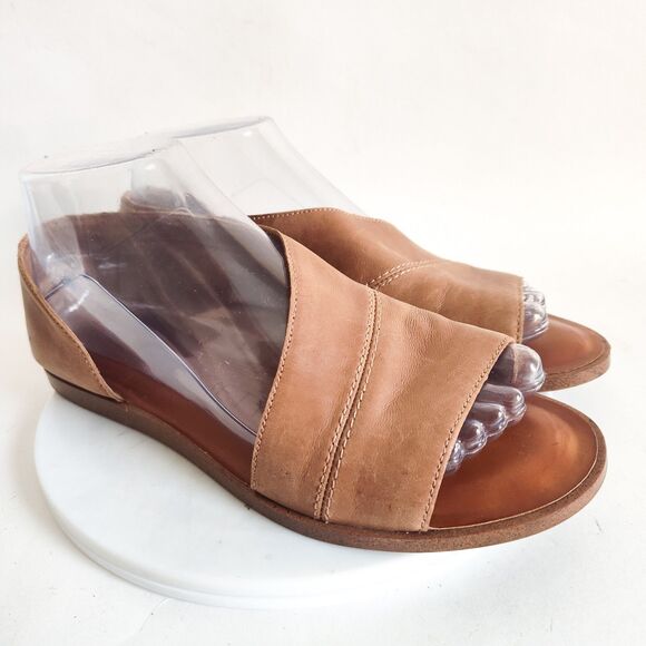 Sole Society Sandals Womens Size 7.5 Tan Leather D'Orsay Flat Open Toe Slip On - Picture 1 of 10